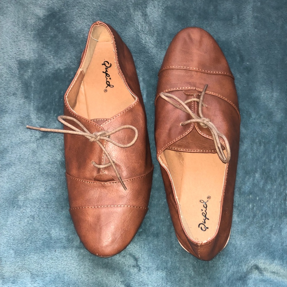 Shoes - Picture 2 of 2